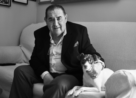 Joaquín Brotons Peñasco y su fiel perro: "Gael". Foto: Pepe J. Galanes. 12-12-2019.